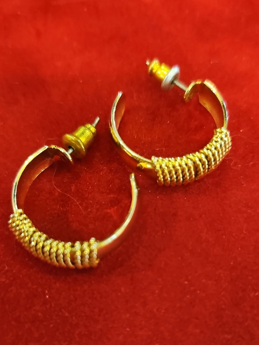 Gold Tone Post Hoop Earrings Costume Jewelry Chain Wrapped